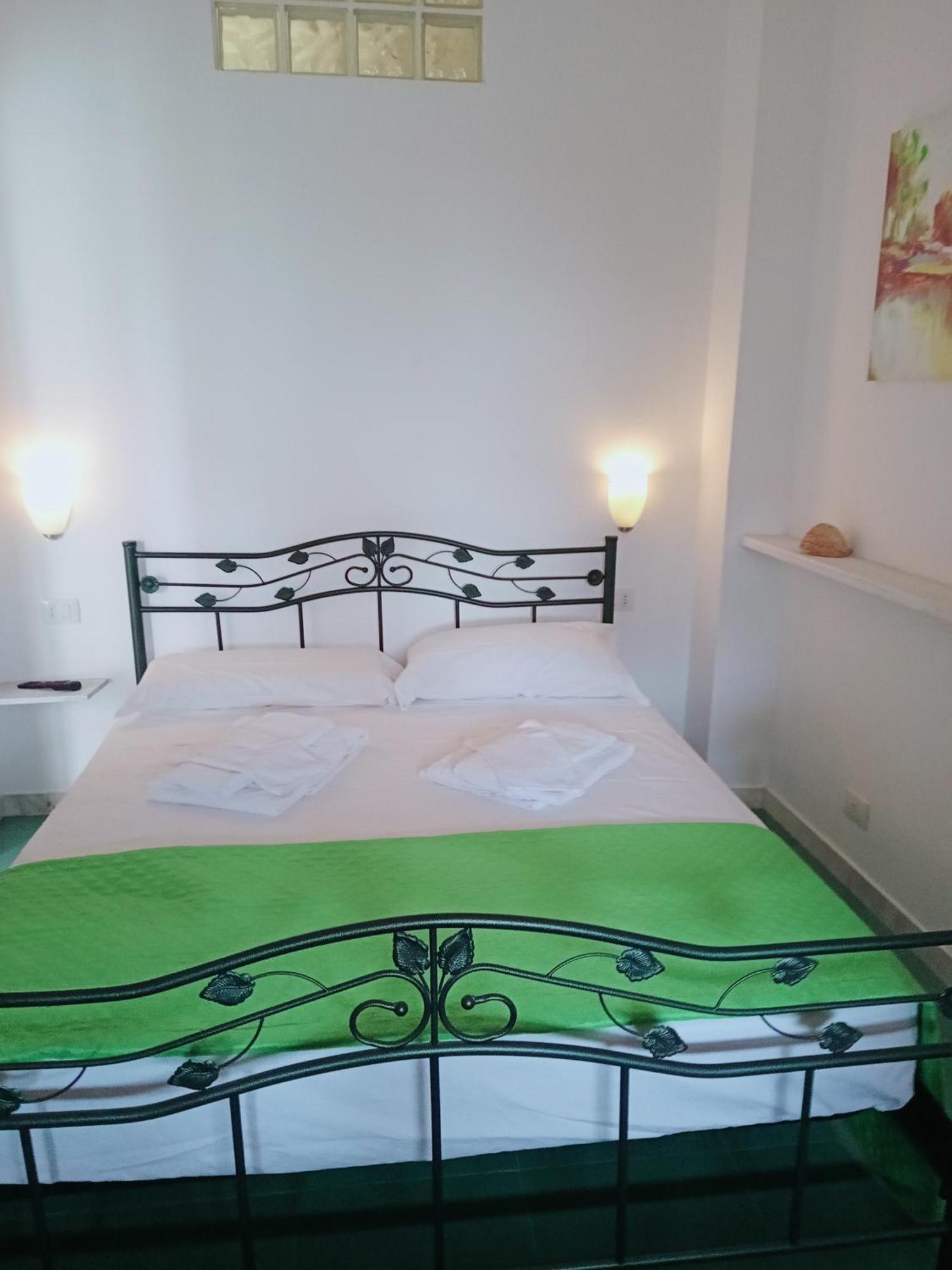 Aparthotel Residenza Collina Dei Pini Vieste Zewnętrze zdjęcie